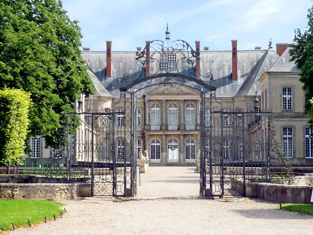 Autour de Nancy - Château d'Haroué © French Moments