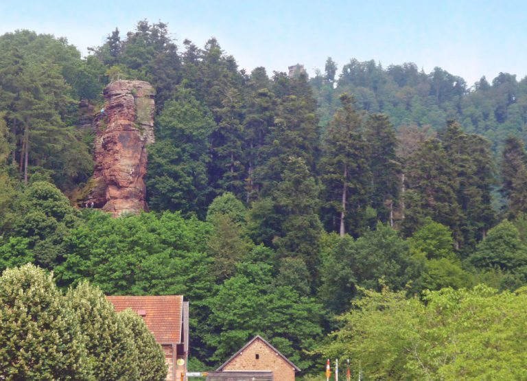 Le grès des Vosges pierre emblématique de Rhénanie Mon Grand Est — free download