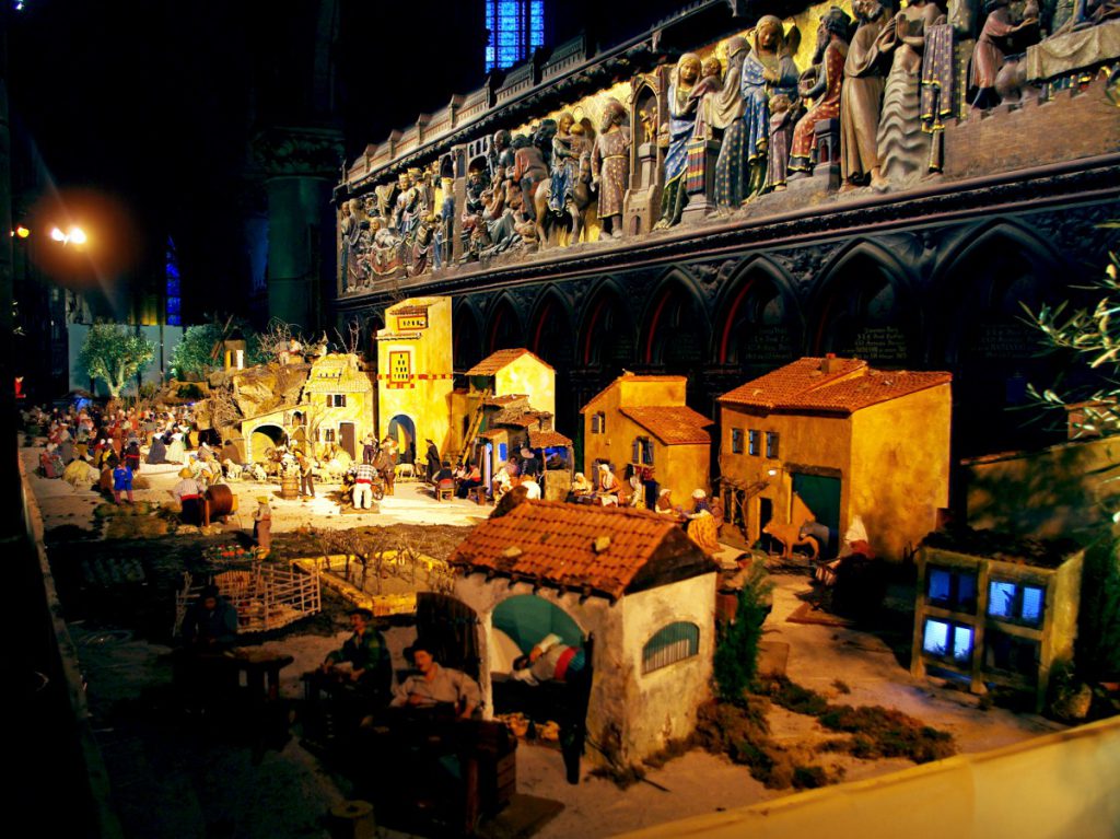La crèche de Noël de NotreDame de Paris Mon Grand Est