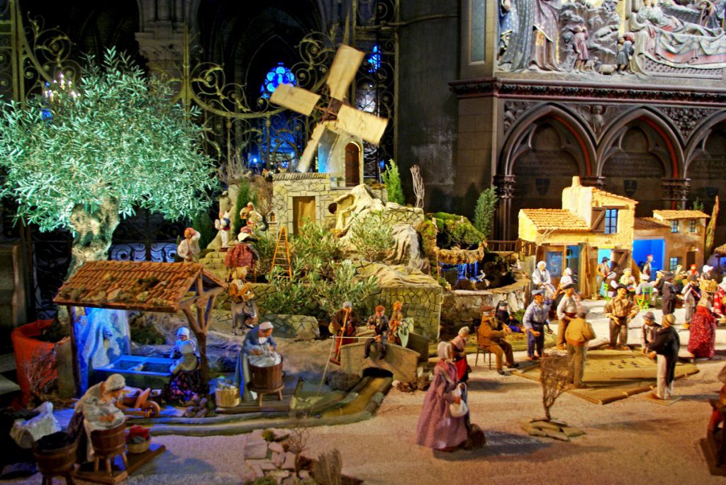 La crèche de Noël de NotreDame de Paris Mon Grand Est