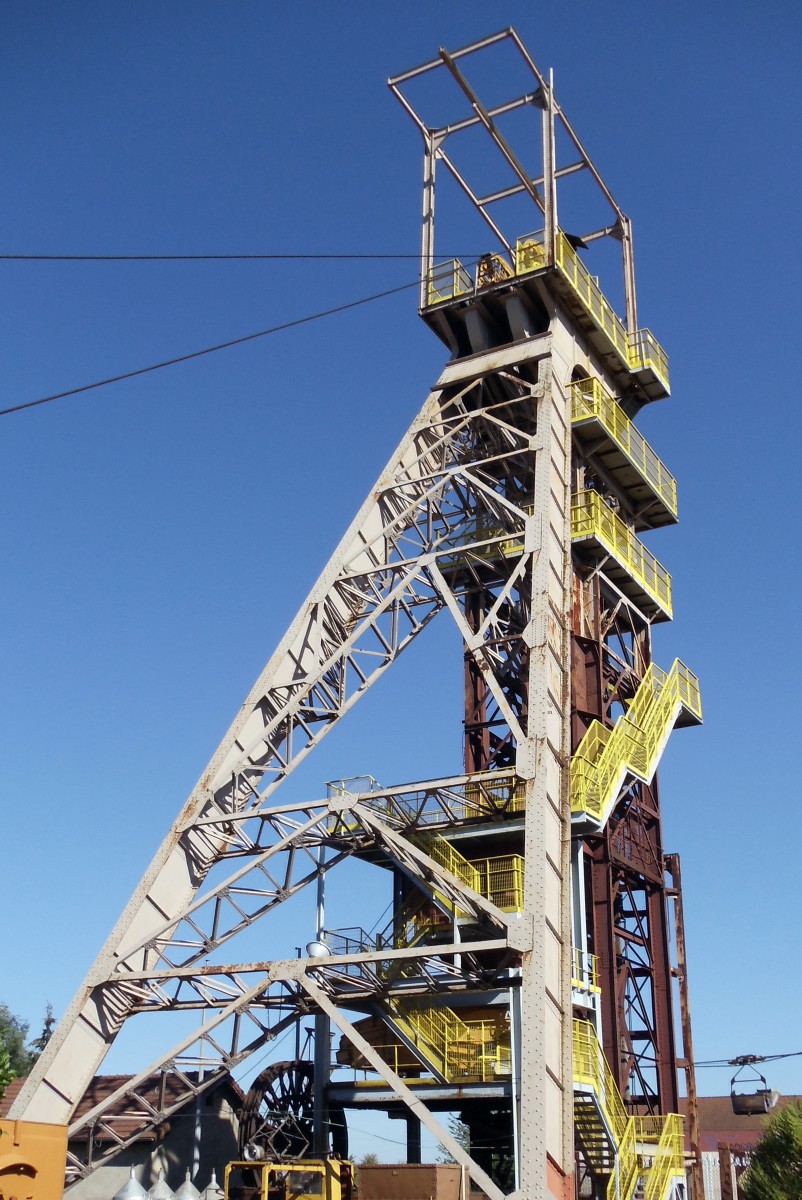 Le chevalement de la mine d'Aumetz © Sciurus54 - licence [CC BY-SA 3.0] from Wikimedia Commons