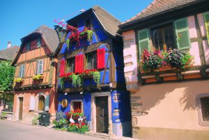Niedermorschwihr, Alsace © French Moments