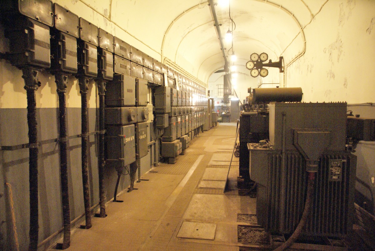 Centrale électrique dans le fort de Fermont © Lvcvlvs - licence [CC BY-SA 3.0] from Wikimedia Commons
