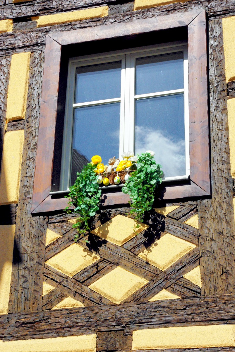 Détails de l'allège d'une fenêtre, Eguisheim © French Moments