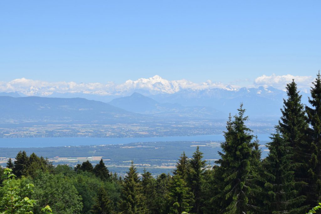 La vue magnifique du col de la Faucille dans le Jura Mon Grand Est La vue magnifique du col de la Faucille dans le Jura Mon Grand Est