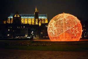 Illuminations de Noël sur la place de la Comédie à Metz © French Moments