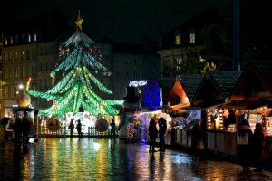 Marché de Noël sur la place de la République de Metz © French Moments