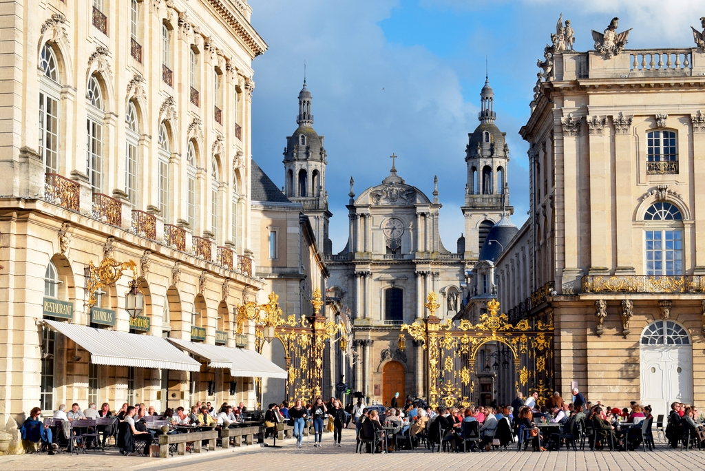 La cathédrale vue de la place Stanislas © French Moments