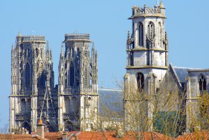 La cathédrale de Toul et l'église St Gengoult © French Moments