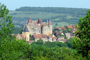 Châteauneuf-en-Auxois © French Moments