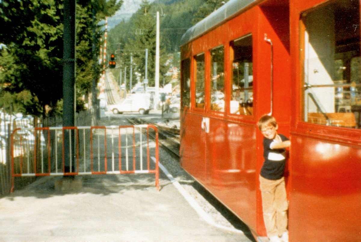 A bord du train du Montenvers (Septembre 1982) © Pierre Guernier