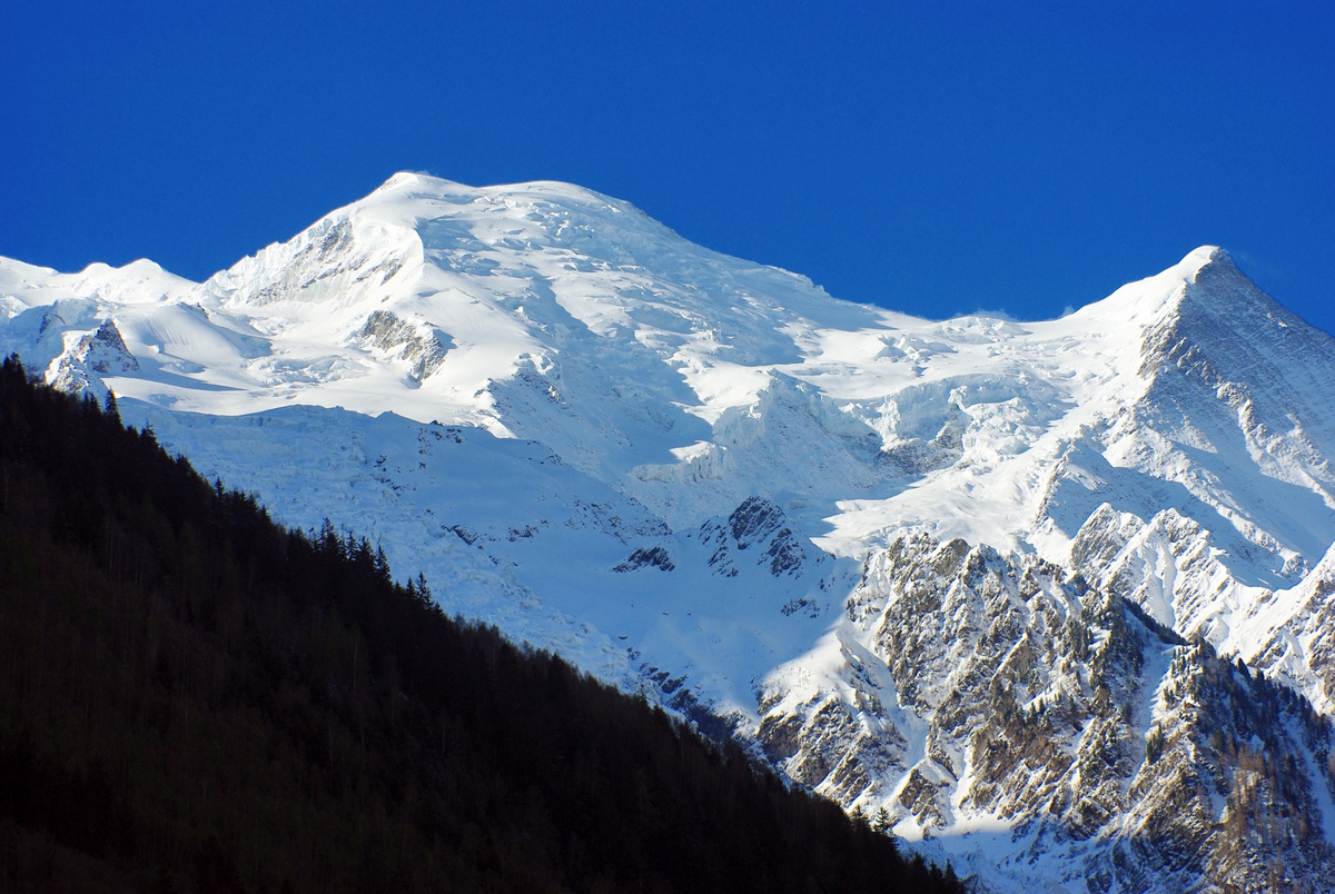 Le Mont-Blanc vue de Chamonix © French Moments