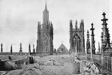 Le toit de la cathédrale de Metz en 1877 au lendemain de l'incendie