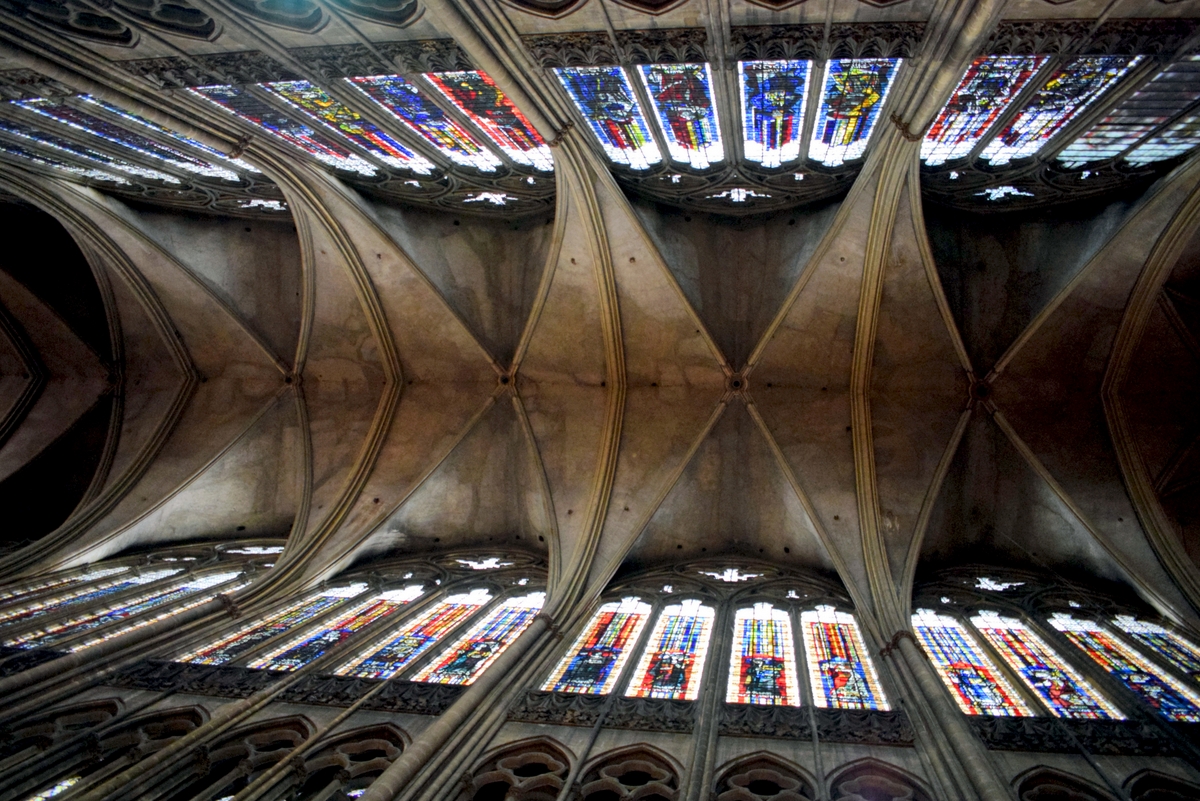 La voûte de la cathédrale © French Moments
