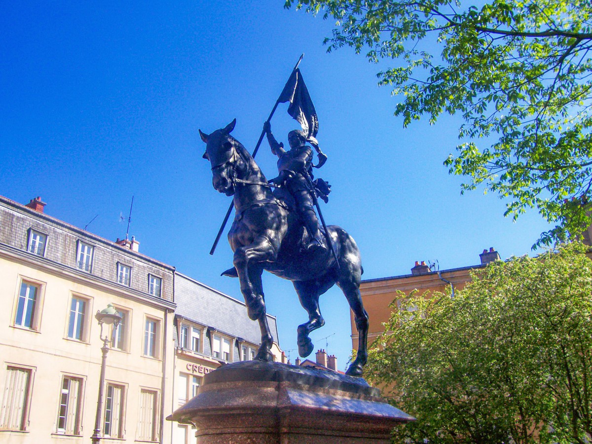 Best HD Pictures about  Statues De Jeanne Darc  with No AI Images