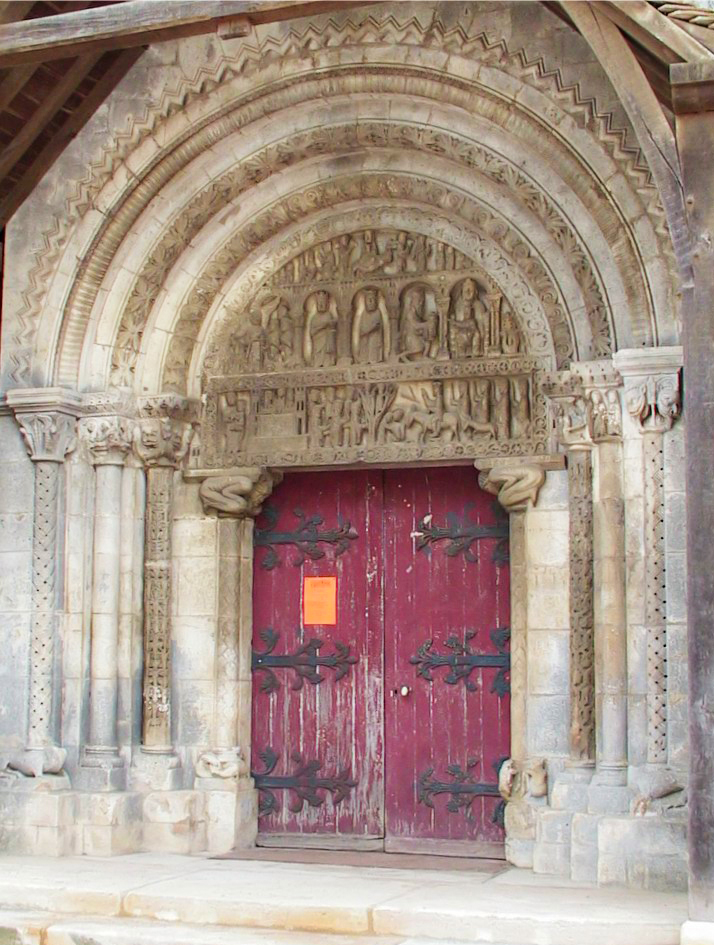 Le portail de l'église de Pompierre - téléversé par F5ZV sur Wikipédia français. — Transféré de fr.wikipedia à Commons par Bloody-libu utilisant CommonsHelper., CC BY-SA 3.0