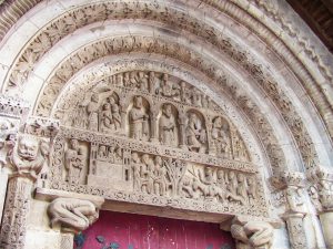 Le tympan de l'église dePompierre - téléversé par F5ZV sur Wikipédia français