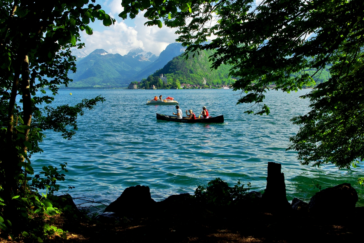 Autour du lac d'Annecy - à Talloires © French Moments