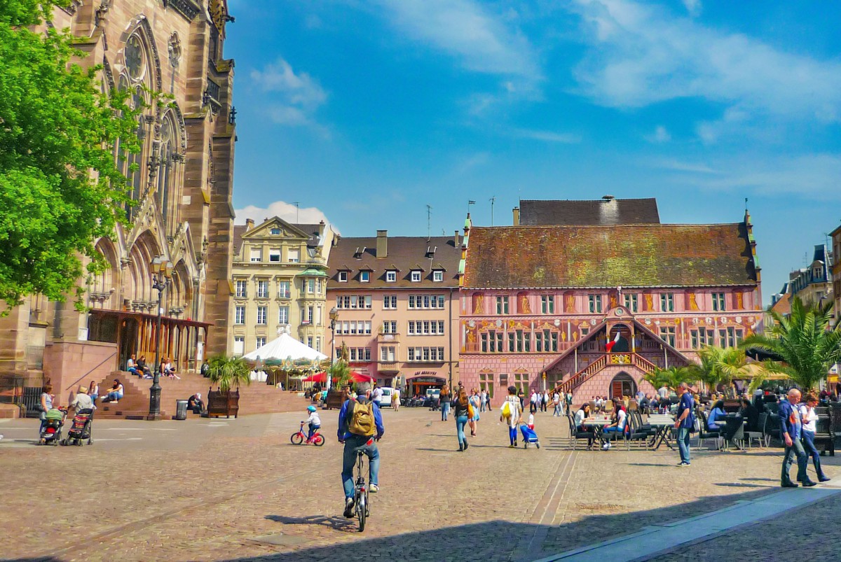 Mulhouse Velo 01 LR © French Moments Place de la Réunion à Mulhouse © French Moments