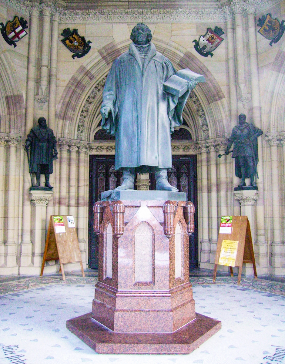 Statue de Martin Luther, Gedächtniskirche à Spire par Immanuel Giel [Public Domain]