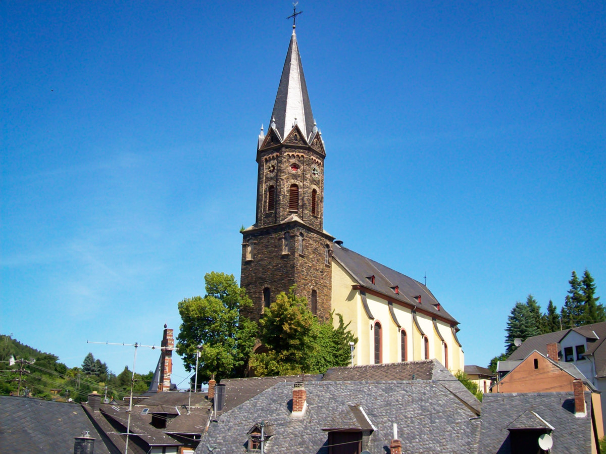 Lieser Pfarrkirche © Gudrun Meyer - licence [CC BY-SA 3.0] from Wikimedia Commons