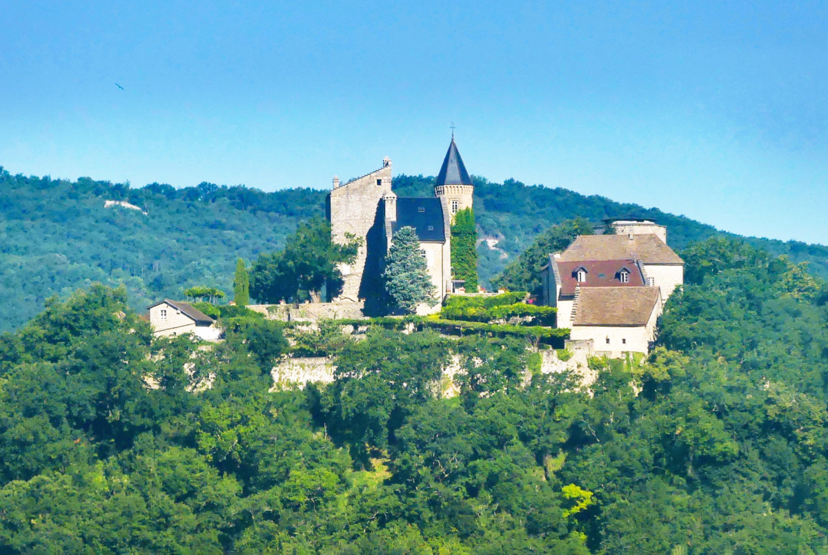 Châteaux de Savoie : Châtillon à Chindrieux © Florian Pépellin - licence [CC BY-SA 4.0] from Wikimedia Commons