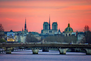 Pont de la Concorde, Paris © French Moments