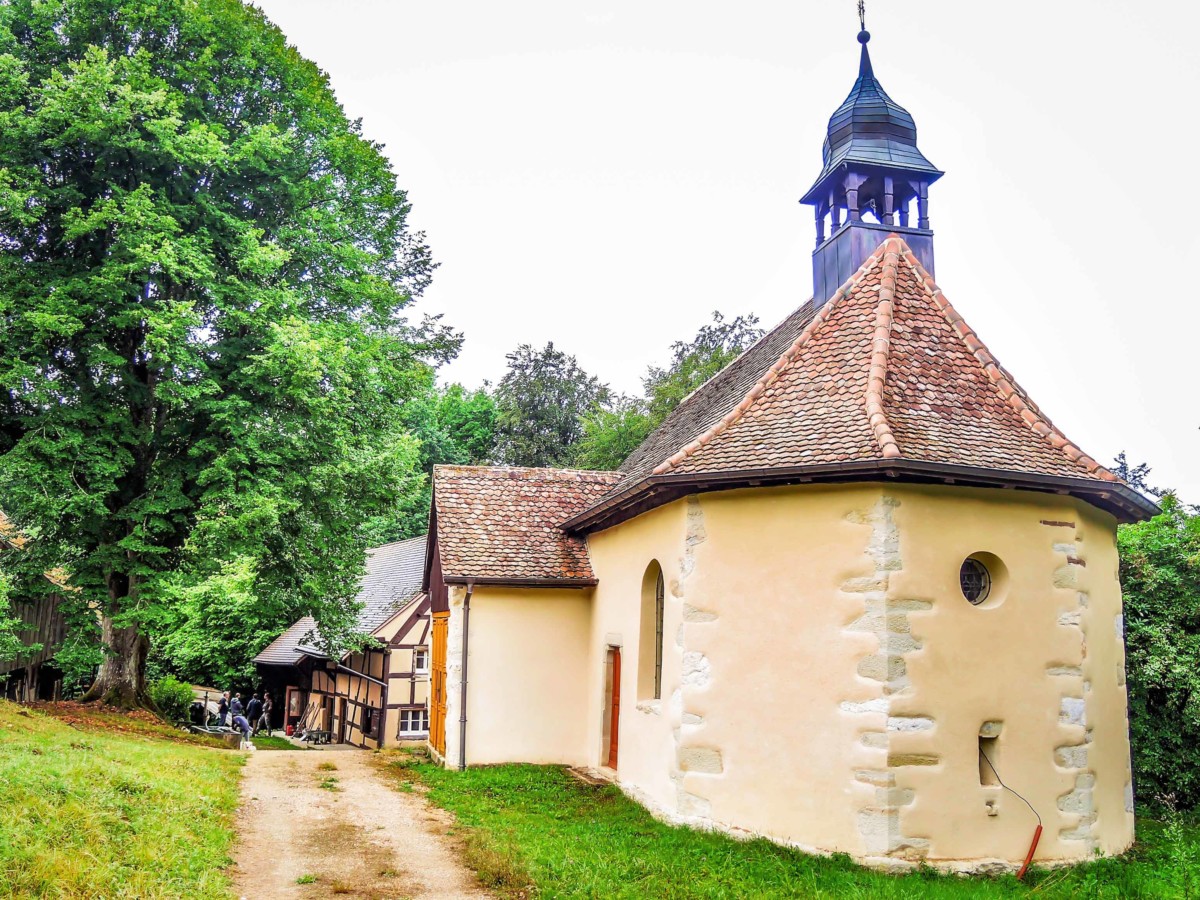La chapelle et le hameau de Saint-Brice à Oltingue - licence [CC BY-SA 4.0] from Wikimedia Commons