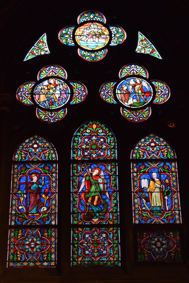 Vitraux de Lorraine dans l'église Sainte-Ségolène © French Moments