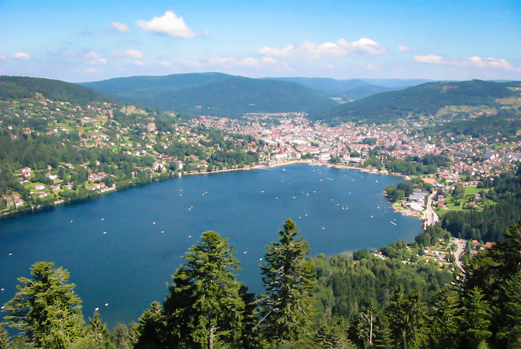 Le lac de Gérardmer © Christian Amet - licence [CC BY 2.5] from Wikimedia Commons