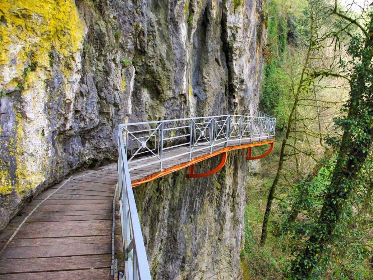 Autour d'Annecy - Gorges du Fier © French Moments