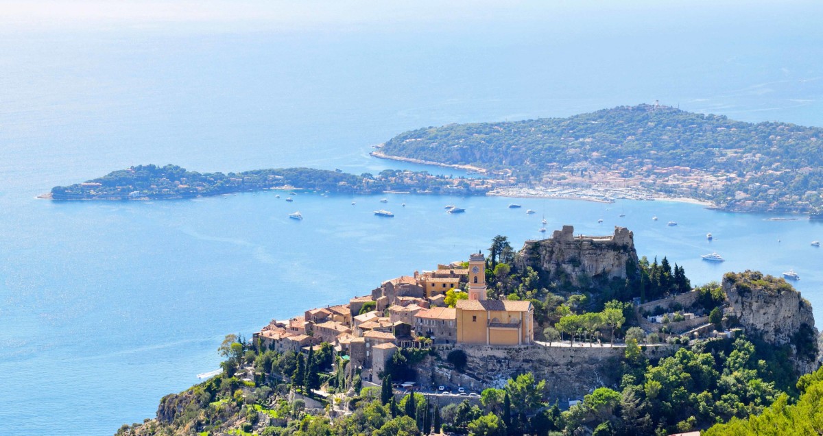 Eze © Toby 87 - licence [CC BY-SA 3.0] from Wikimedia Commons