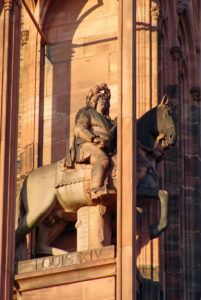 La statue of Louis XIV (par Jean-Baptiste Vallastre) © Jean-Marc Pascolo - licence [CC BY-SA 3.0] from Wikimedia Commons