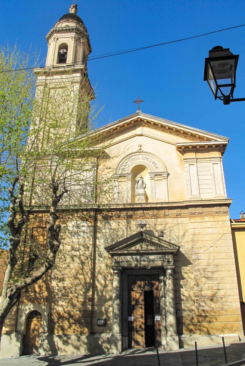 Chapelle des Pénitents Noirs. Photo : Tangopaso (Domaine public)