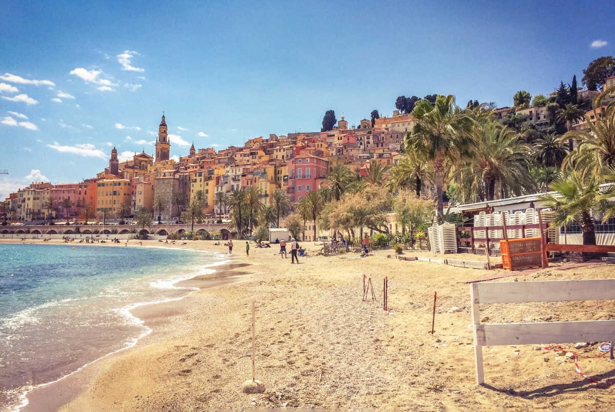 La plage de Menton. Photo : @sergiopazzano78 via Twenty20