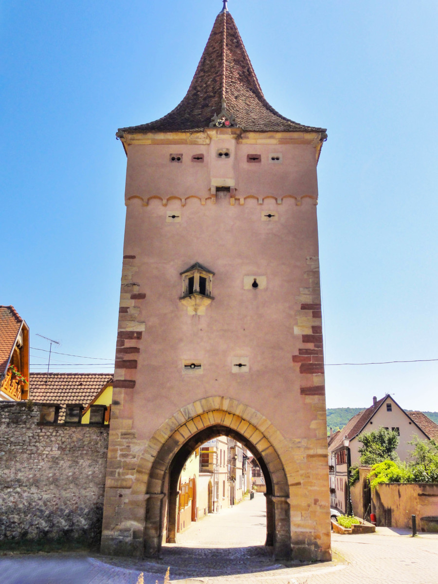Portes fortifiées d'Alsace - Porte du Lion à Rosheim © Ralph Hammann - licence [CC BY-SA 4.0] from Wikimedia Commons