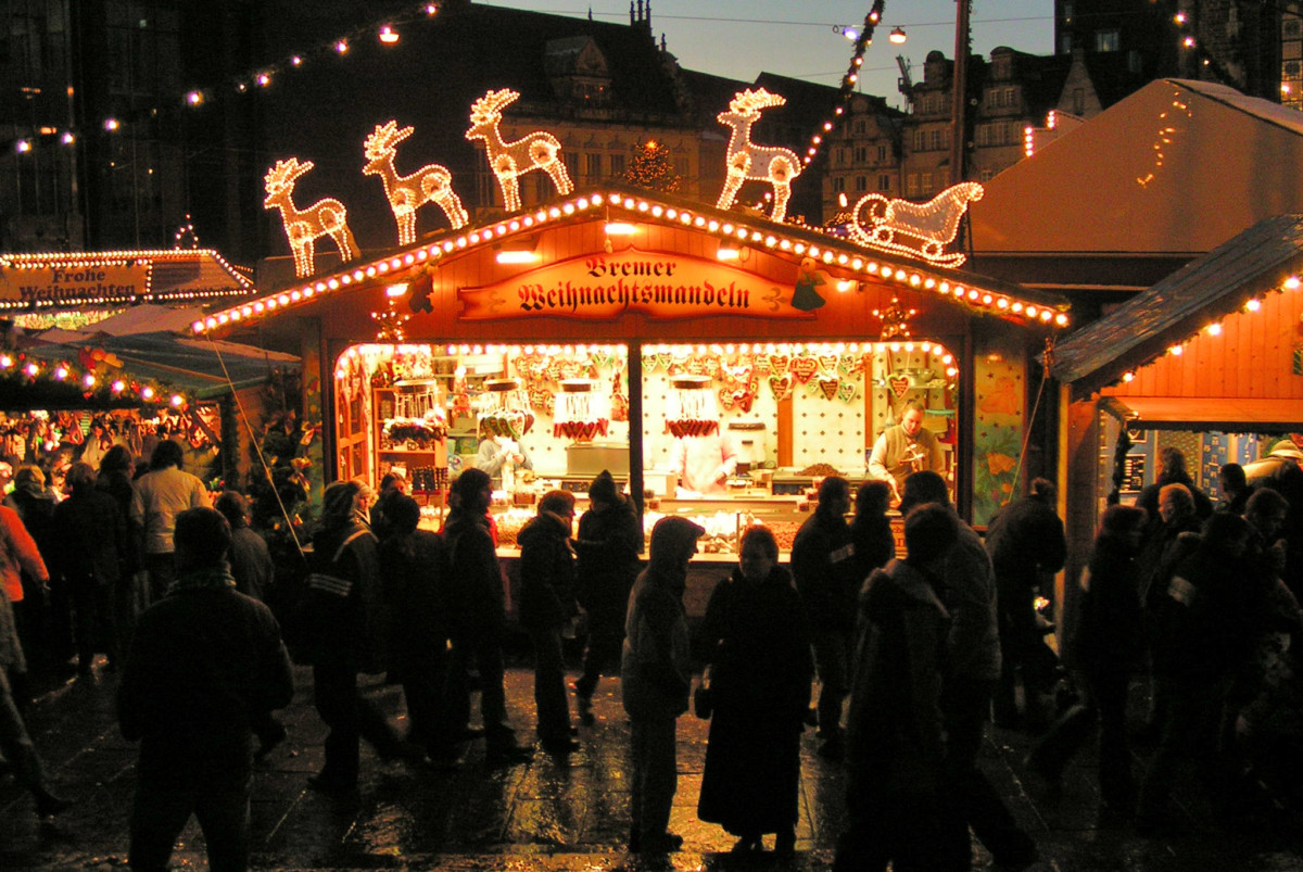 Marché de Noël de Brême © Corradox - licence [CC BY-SA 3.0] from Wikimedia Commons
