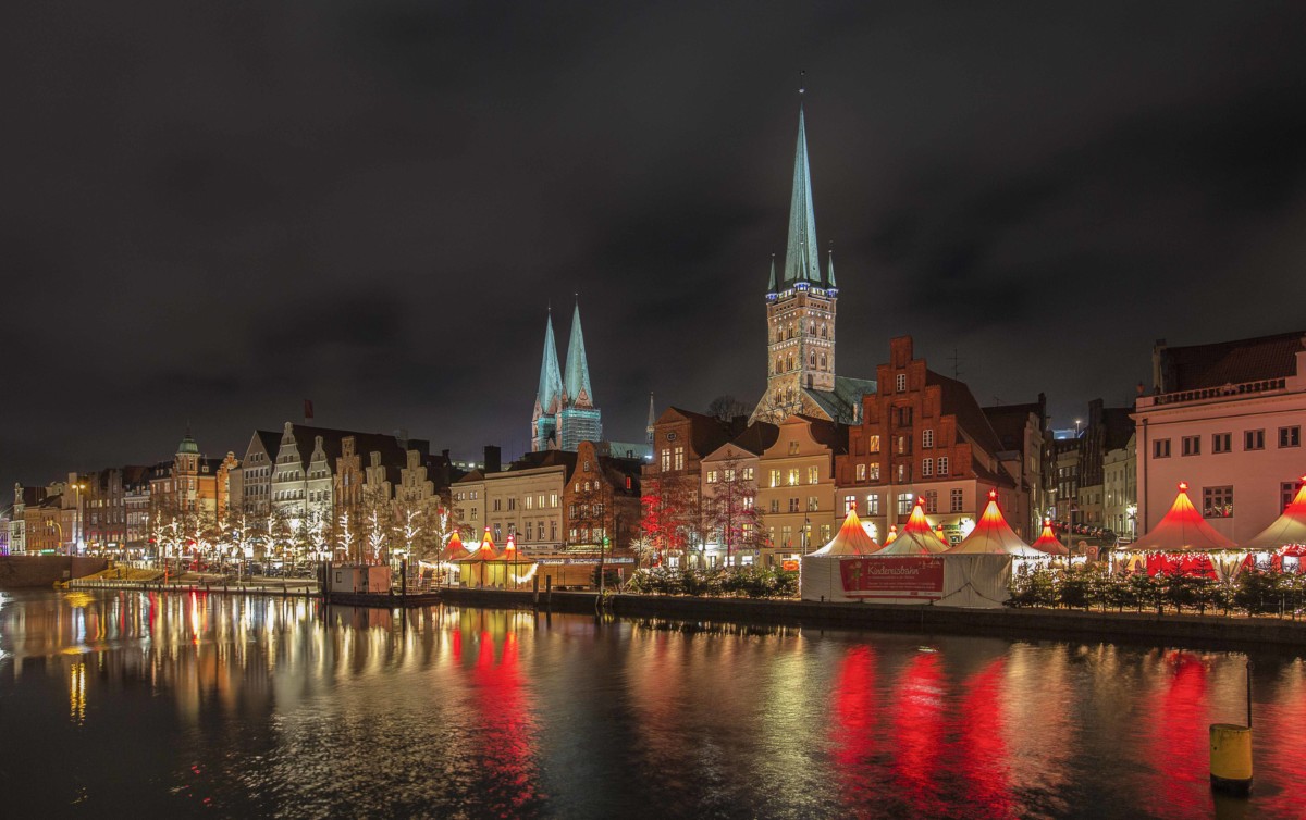 Lübeck à Noël © Maurizio Moro5153 - licence [CC BY-SA 4.0] from Wikimedia Commons