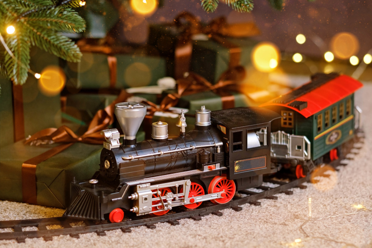 Petit train de Noël. Photo par olya.burtseva via Twenty20