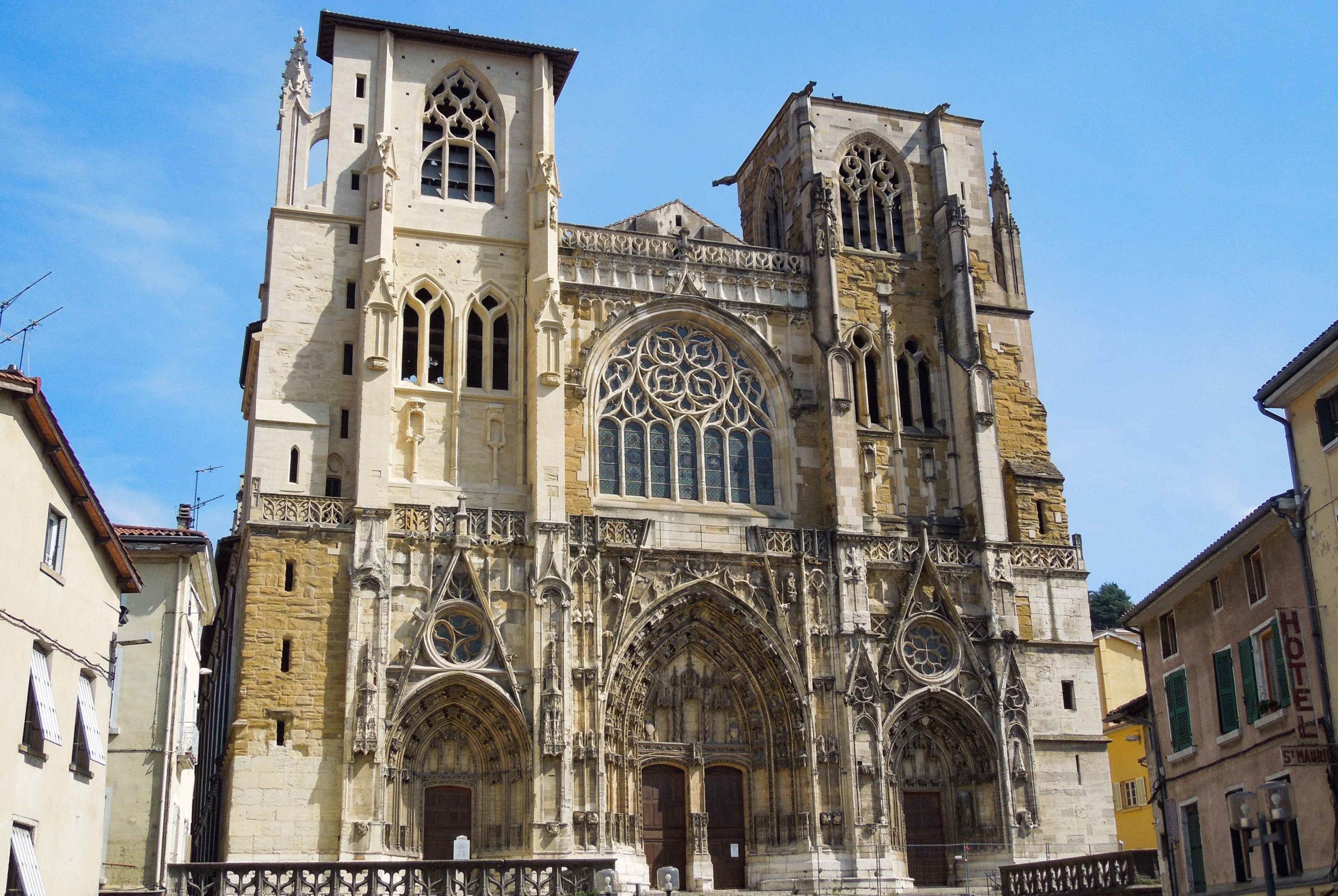 La cathédrale Saint-Maurice de Vienne © Aniacra - licence [CC BY-SA 4.0] from Wikimedia Commons