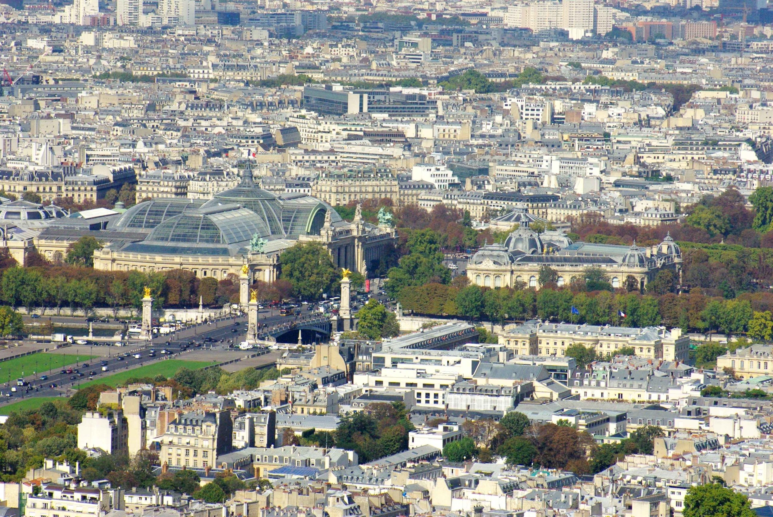 Paris vu du ciel © French Moments