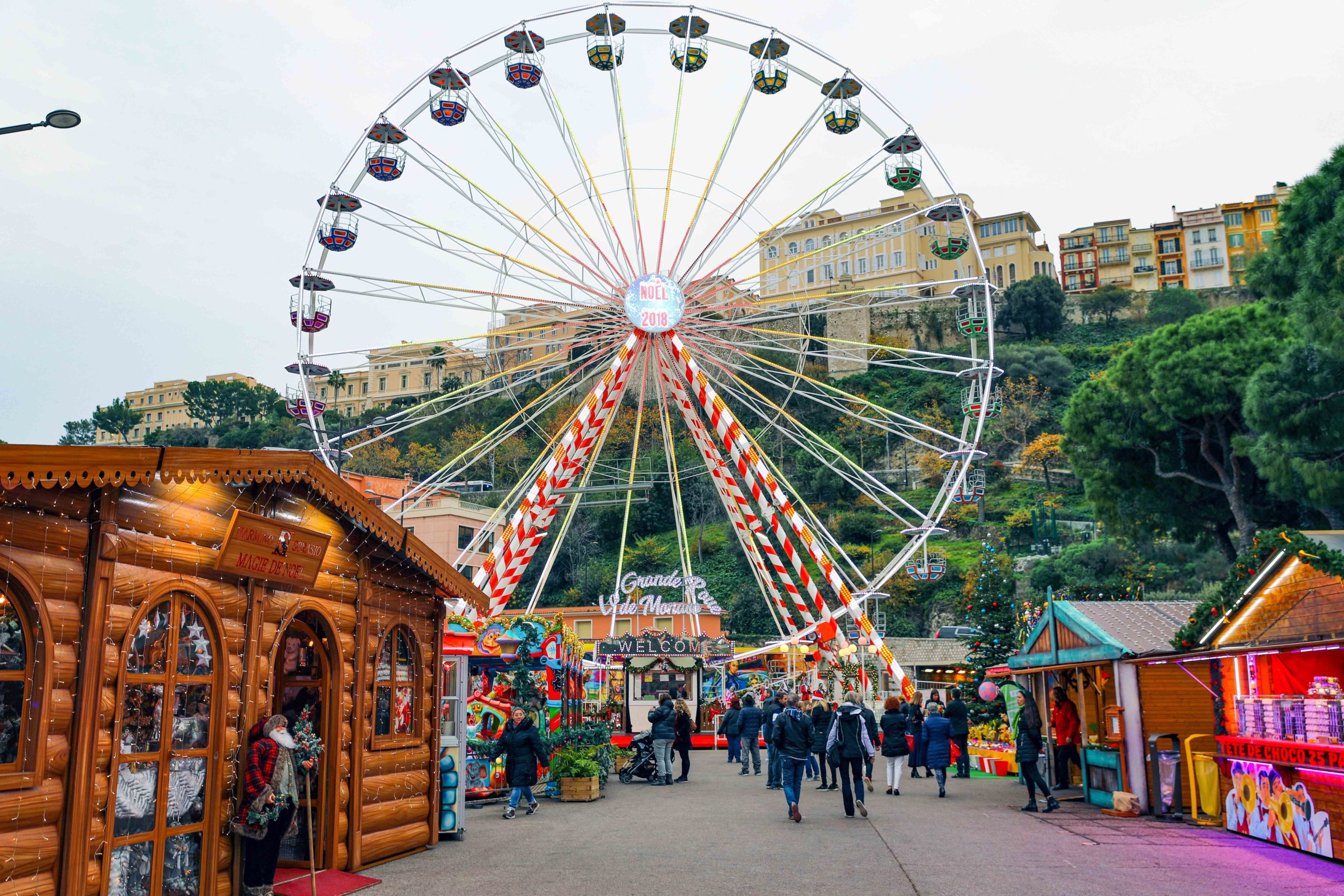 La grande roue du Marché de Noël de Monaco. Photo : @sibuet via Twenty20