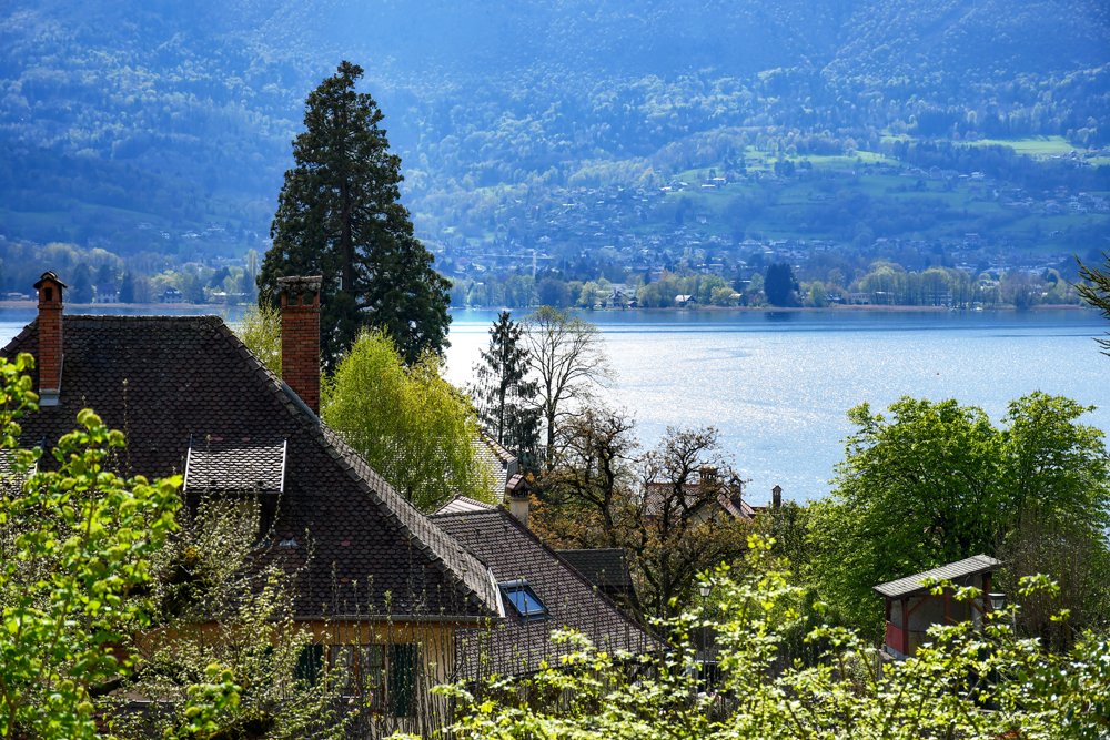Talloires © French Moments