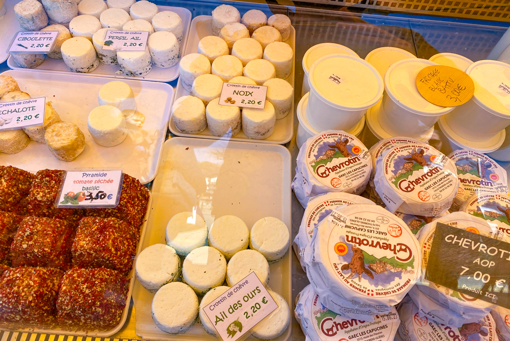 Cheesemaker's stall © French Moments
