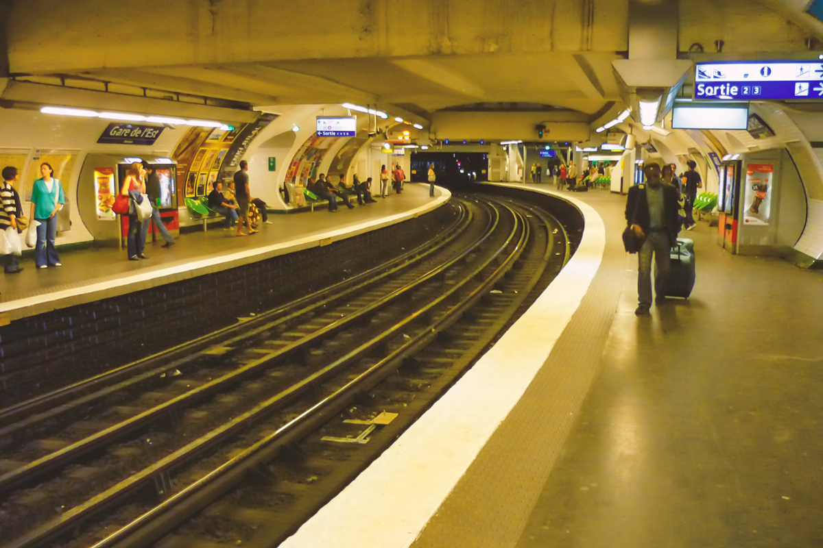 Paris Métro Gare de l'Est © French Moments