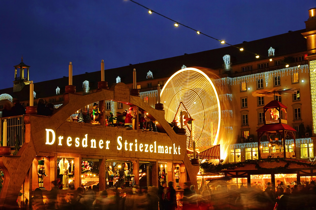 Dresdner Striezelmarkt. Source: Depositphotos.com