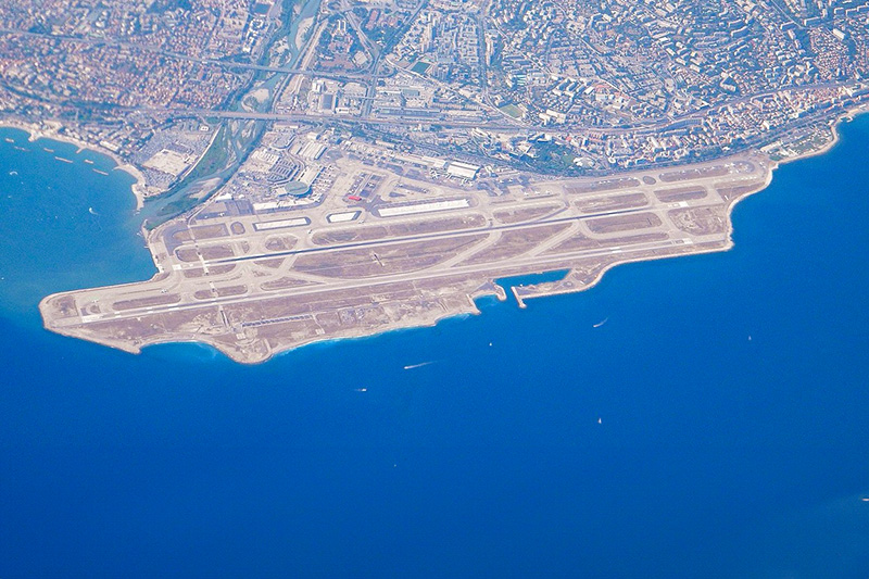Nice Airport from above © Foma - licence [CC BY-SA 4.0] from Wikimedia Commons