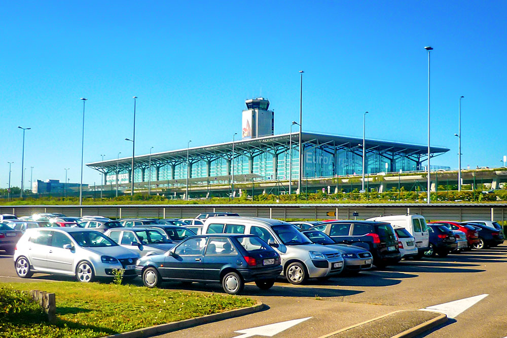 Aéroports en Alsace - Euroairport Bâle-Mulhouse © French Moments