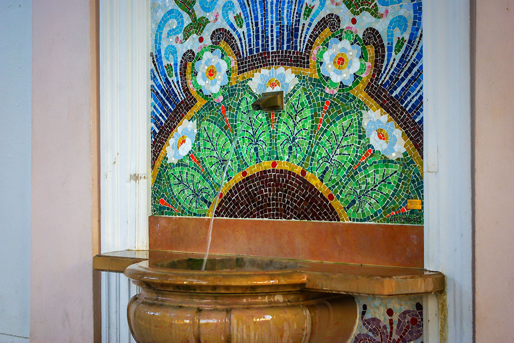 Source Cachat in Evian-les-Bains © French Moments