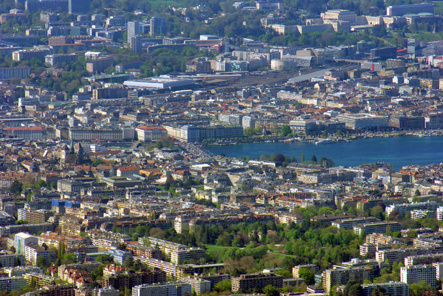 Genève-from-Salève-06-©-French-Moments Geneva seen from Salève © French Moments